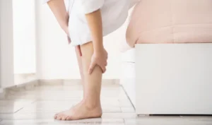 Read more about the article UNDERSTANDING AND MANAGING MUSCLE CRAMPS